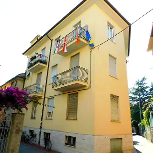 Silent Apartment, Appartamento