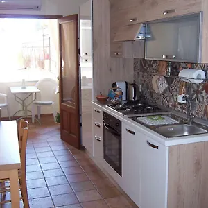 https://casa-gioia-taormina.taorminaitalyhotels.com